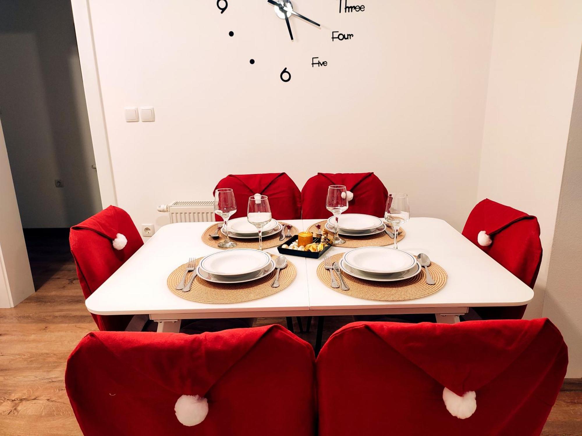 Apartman Swans โอโทชาส ภายนอก รูปภาพ