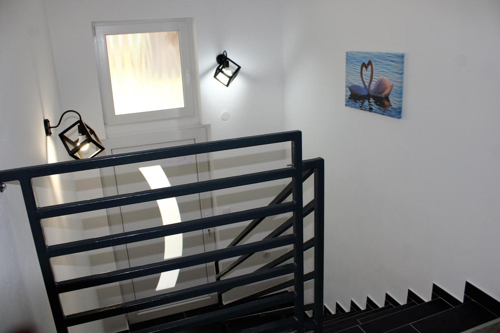 Apartman Swans โอโทชาส ภายนอก รูปภาพ